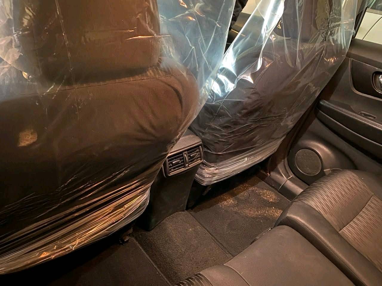 للبيع نيسان روج 2019 SV
ماشية 50،000 

المكينة 4 سلندر 2500 المرغوب 
 
الضرر بونيد مبدل + باب النفر الخلفي بيه تعديل بارد وشخط

ايرباك ستيرن مبدل اصلي 

شاصي و دواخل سليمة

المواصفات : 

بصمة + تشغيل عن بعد 

كرسي سائق كهربائي

شاشة + كاميرا خلفية 

تبريد شاشة

تدفئة مقاعد

رادار امامي وخلفي 

تحديد مسار 

نقطة عمياء 

قطعتين تبريد 

صندوق كهرب وبحركة القدم 

اشارة وهيتر بالمراية 

ليد نهاري + كشاف ضباب 

تحديد مسار + تحكمات ستيرن 

مثبت سرعة 

وضعيات قيادة سبورت + ايكو  + نورمال 

طخم تاير جديد

كوبون بانزين 

السعر بيه مجال 

*********** واتساب
*********** اتصال
ما هو موديل وسنة صنع السيارة؟: 
2019
ما هو سعر السيارة المعروض؟: 
159$
أين موقع السيارة للتفحص أو الشراء؟: 
الموصل - معرض رماح الموصل ( شارع الوسط ) 
هل هناك صيانة أو تصليحات يجب القيام بها؟: 
لا 