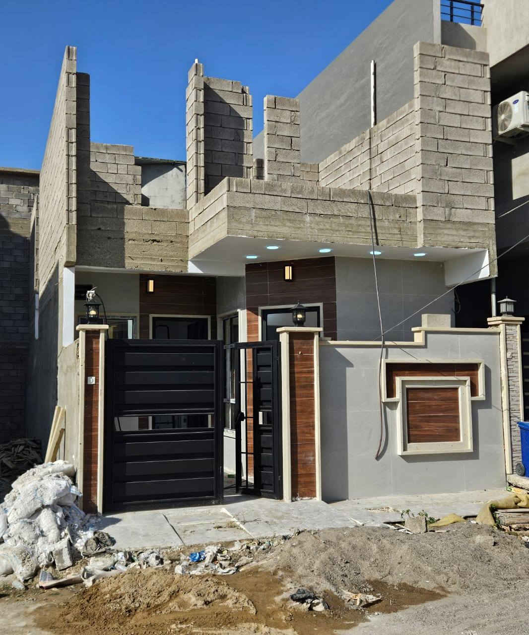 🛑 #عروض_مكتب_الساير
🛑 دار #للبيع في  مزارع زيونة
               مقابل دائره المرور.. 

🛑 مساحة الدار100 متر  🏠 . 

🛑 خدمات كامله ماء 💧 وكهرباء ⚡ شارع تبليط 
       🛣 
الواجهة (6.25)
الطابق الأرضي كامل
الطابق الثاني فقط جدران

🔴الدار بناء حديث زيرو .. مجهز باحدث مواد البناء 

🛑 سند الدار جمعيه العدل معامله تمليك كامله(وصل بلديه) 📜 

🛑 للاستفسار الاتصال على الأرقام التاليه :***********
***********
..........

🛑 عنوان المكتب موصل/ مزارع زيونة

🛑 نستقبل كافة عروضكم التجاريه والسكنيه والزراعيه 
      والجمعيات 
مزارع زيونة في الموصل 
#مكتب_الساير
