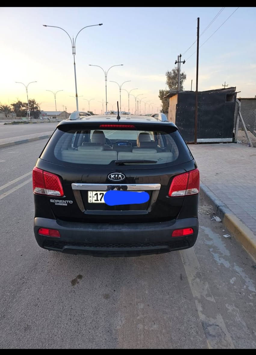 السلام عليكم سورنتو موديل ٢٠١٣ خليجي ٧ راكب ٤ سلندر ٢٤٠٠ رقم مثنى انكليزي باسمي تحويل ثاني يوم سياره جاهزه من كل شي كير مكينه حداديه تبريد ٣ قطع السياره مكفوله من التبديل والضربه القويه بيها رشات صبغ سعرها ١٣٧ الشراي يتصل ***********
