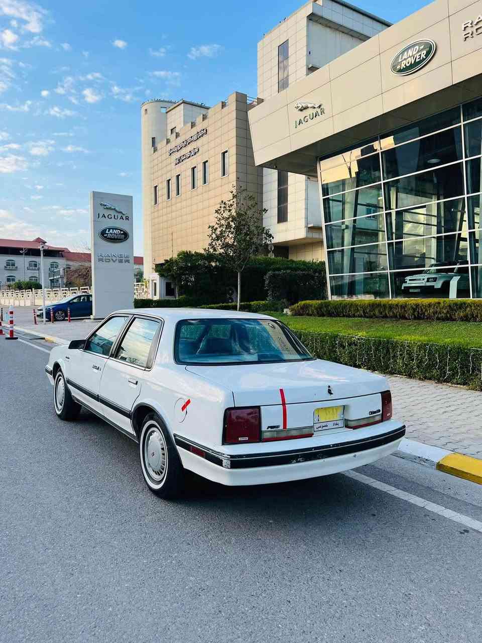 ئۆلدزمۆبیل، 1990 
رەقەم بەغداد سەنەوی پلاستیك
مشروع وطنی بەناوكردن بەشەرت
گیروومەکینە لۆك  
شاشە ئایپاد 
هەیکەلی زۆر جوانە
ناوی لەسەر دەقی شەریکە ماوە
پێشودوای تازە داگیراوە کامل بەشەرت
سەیارەکە زۆر جوان ماوەتەوە
کارەبای کامل مەزبوت
تەحویل/ئەوەلیات/براوە/بەشەرت
سعر 40 وەرەقە و کەمێك مەجال
شوێن / هەولێر
بۆزانیای زیاتر نامە بنێرن لەخزمەت دام. أربيل, العراق


**إذا كنت صاحب هذا الإعلان وتريد حذفه لأي سبب، رجاءا أرسل رسالة إلى الدعم الفني**