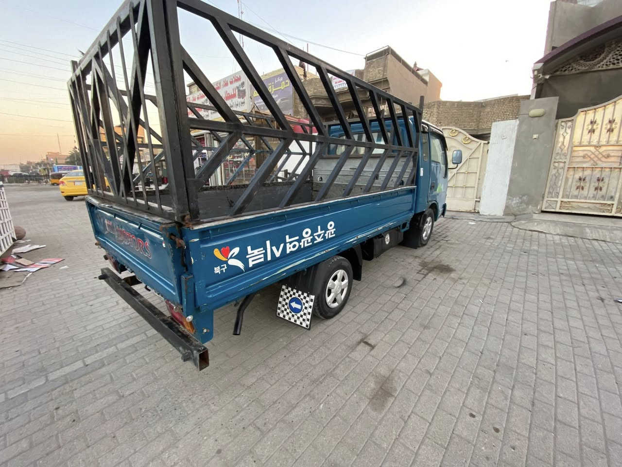 سلام عليكم فونتيرا موديل 1999 رقم ديالى انكليزي سنويه لل2030 شرط تحويل سياره نضيفه وحلوه 

مكاني بغداد مدينه الصدر الاورفلي

السعر ب53 

***********

وتساب فقط ***********
