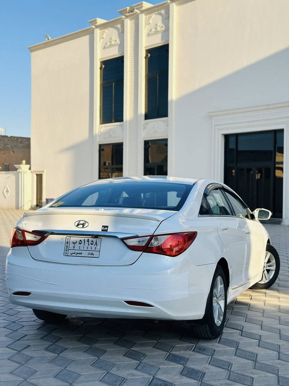 السلام عليكم
سوناتا موديل 2012 
خليجي بدون حادث صبغ  بنيد فقط 
محرك دوش ٢٤٠٠
جاهزه من كل شي محرك كير صدر تخم تاير حداديه
السعر ١١٥ 
المكان الفلوجه
الاستفسار ***********.
