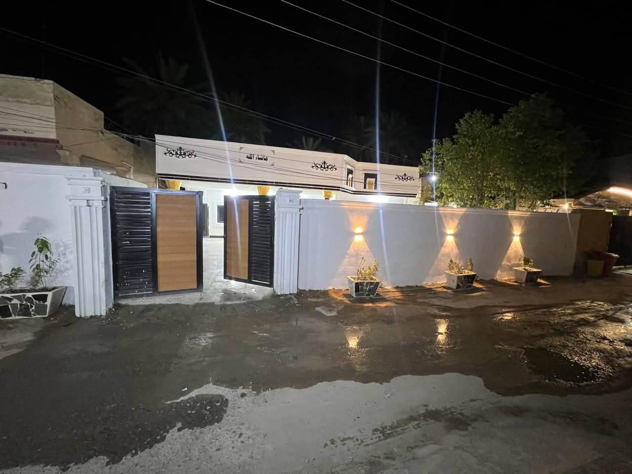 السلام عليكم دار حديث مساحه 340 واجهه 15 نزال 23  طابو صرف زراعي سند 25 غرفتين نوم استقبال مطبخ حديقه واسعه كراج كبير
العنوان / الراشديه / منطقه الساده البحياة  بفرع اسواق ابو عمر ابو الجمله 
للأستفسار /*********** 
السلام عليكم دار حديث مساحه 340 واجهه 15 نزال 23  طابو صرف زراعي سند 25 غرفتين نوم استقبال مطبخ حديقه واسعه كراج كبير
