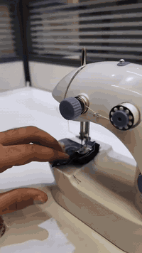 بلاش جهاز طباخ غاز سعر 25 الف  و جهاز خياط حجم صغير  توصيل مجاني  الحج...