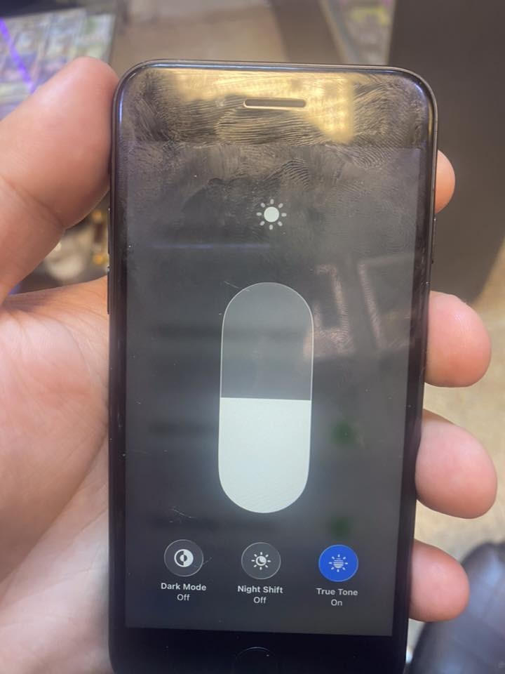 سلام عليكم للبيع 
ايباد برو 12.9 ذاكرة128 سعر190
ايباد 8 ذاكرة32 بصمة متوقف سعر125 قفل 
ايباد مني 4 ذاكرة64 سعر90
ايفون se2 ذاكرة64 بطارية84 سعر130 
مكاني بغداد حي الجهاد


**إذا كنت صاحب هذا الإعلان وتريد حذفه لأي سبب، رجاءا أرسل رسالة إلى الدعم الفني**