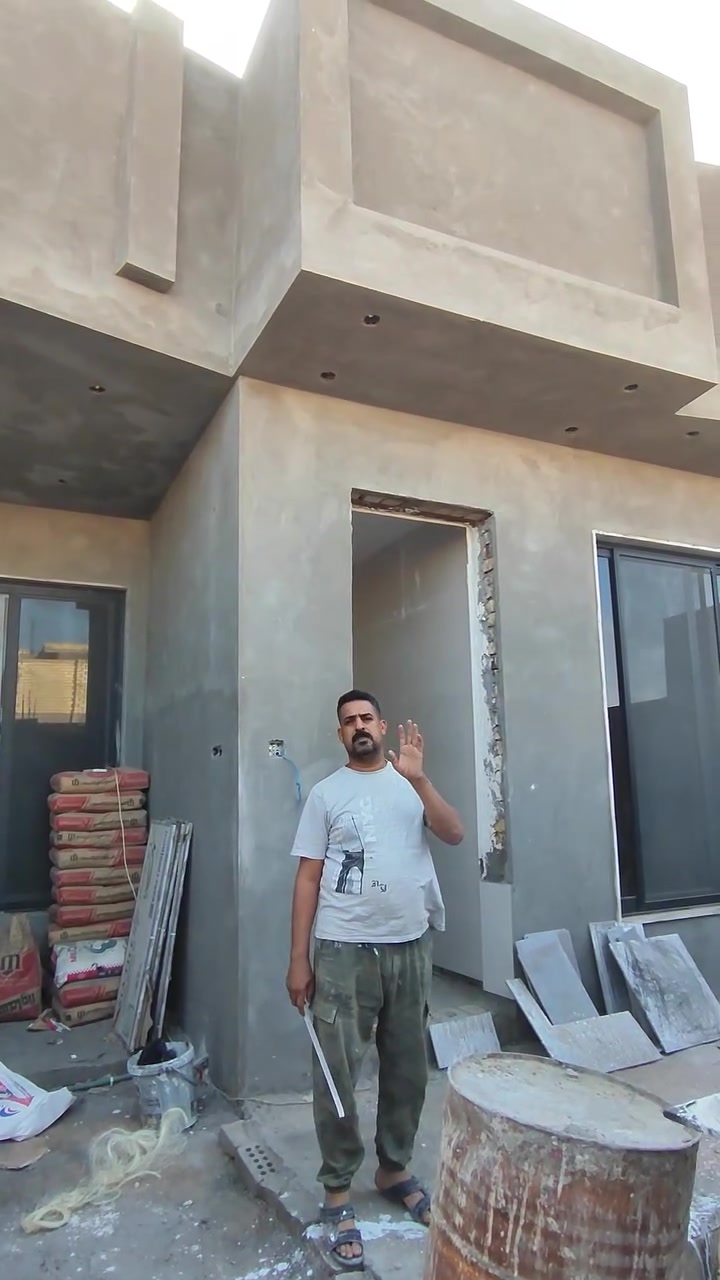 من عام 2011 اني فتحت منصة الفيس بوك
 ولحد الان ما دزيت رساله لواحد بالفيس 
وكتله علقلي ع منشوري .. او ادعمني 
 لان اني اؤمن ان كلشي هو رزق من الله ، 
محبة الناس رزق ، 
سيارتك رزق ،
 بيتك رزق ،
 منصبك رزق 
وان اولادك وعائلتك اهم رزق من الله
 وليس كل مشهور محبوب ، 
وليس كل صامتٍ بلا قيمة..
واحياناً يكون الصمت ابلغ من الكلام ؛  
وانا أدرك جيداً  أن ما يأتي من الله أجمل، 
وما يُفرض على الناس لا يدوم ..
اخوكم علي لعيبي البغدادي الاول 
عنوان المكتب  مقابيل باب الجامعه الخظراء
***********
*********** واتساب
