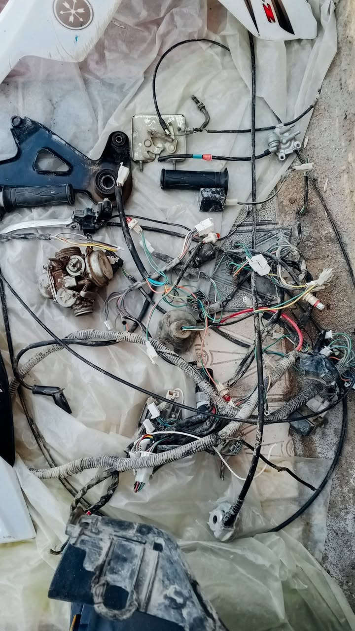 سلام عليكم شلونك شباب درجه سكنس صيني مفصخه ابيع قطع غيار واسعر خاص


**إذا كنت صاحب هذا الإعلان وتريد حذفه لأي سبب، رجاءا أرسل رسالة إلى الدعم الفني**