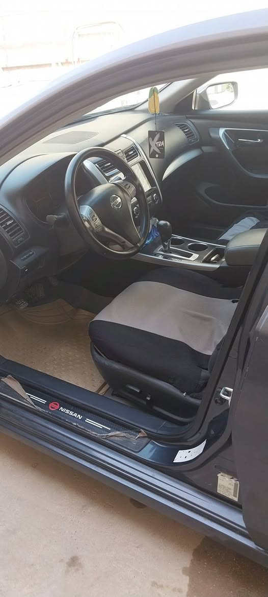 للبيع نيسان لتيما 2013رقم بغداد جديد مصبوغه حزام بيه جاملوغ يمنه مكينه وكير 21برادحديد تبريد تدفة شغال. السعر 105 وبيها مجال. مكان السياره// ديالى بلدروز... الاتصال ***********///***********
