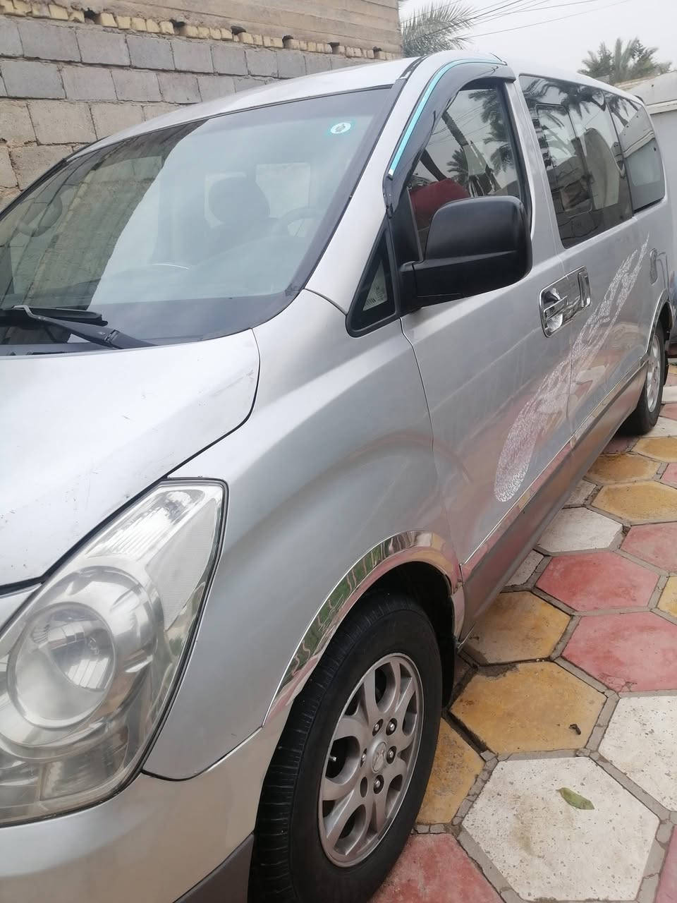 للبيع ستاركس 2009 لون سلفر سياره كفاله ماعده الجاملغ الايسر مبدل بدون ضربه وبدون دواخل 
تبريد ثلج  مكينه جديده رقم واسط انكليزي ل 2030 بأسمي مداور ثاني يوم مصفره هيئه وغرامات 
السعر الاتصال على هذا الرقم *********** 
العنوان كربلاء  //  مكلف بنشر
