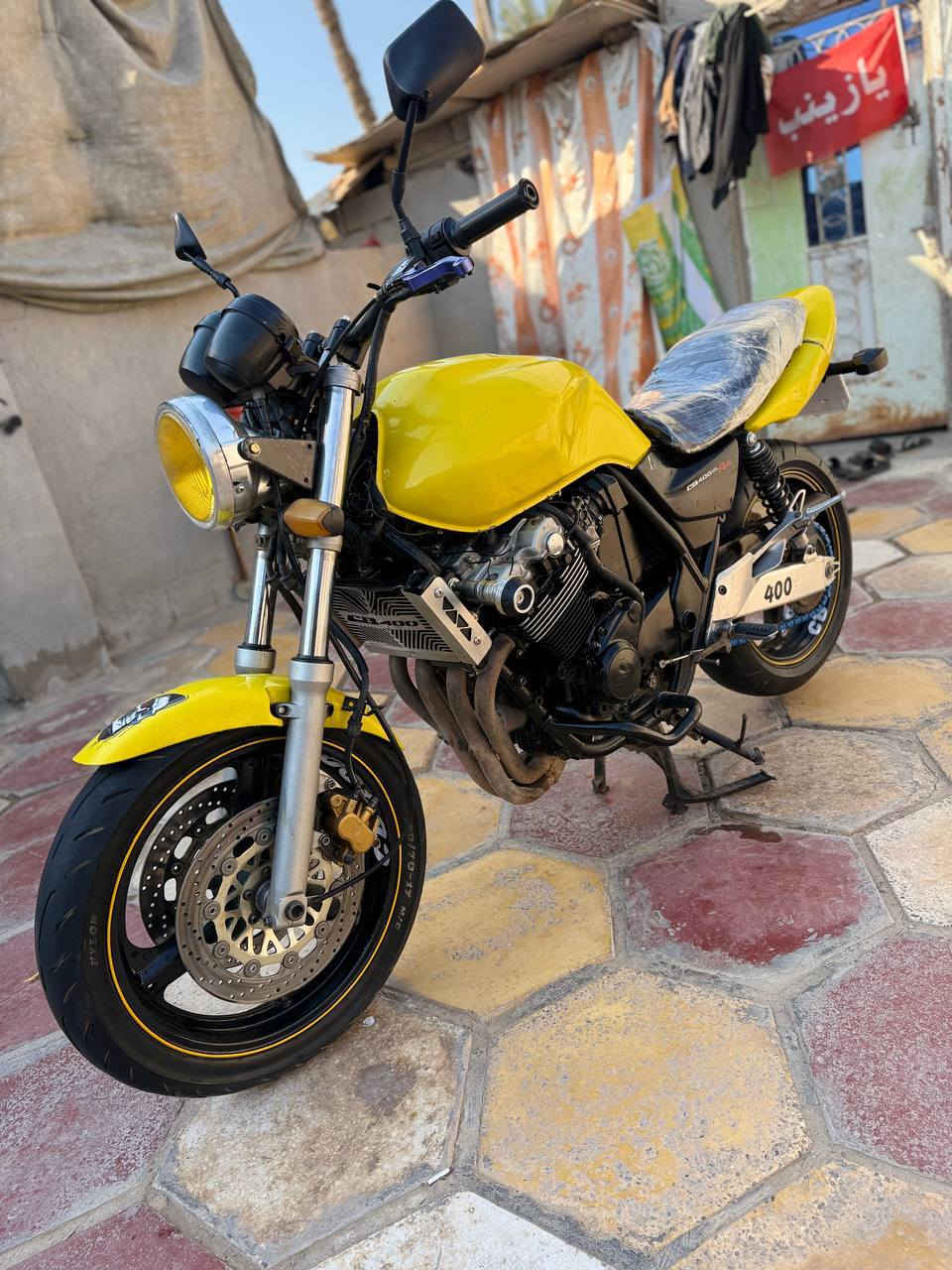 السلام عليكم جميعا ورمضان مبارك لكم   ((للبيع او مراوس ))متوازي حيل علئ بيعتها عندي ضرف ولله سيبي فور  400 مال جناي  كلشي شغال بيها  دراجة  كامله للخير  مابيها كل نقص جديده تجي شغل وتروح مكفوله كفاله عامه وواراقها جاهزه وكمركها مدفوع شرط الترقيم كهربائيات ابريكات خلفي وامامي الله شاهد دراجه تخبل ومال جناي  وسعرها كلش مناسب لان عندي ضرف  رايدها بمليون و400 وبيها مجال بسيط للعلم اقسم بالله هذا مو سعرها بس ضرفي حكمني  الشراي يتصل  وعيوني اله مكان بابل ‭***********
