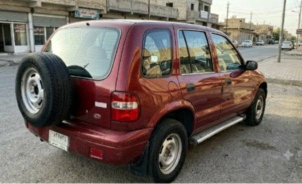 السلام عليكم سياره للبيع  كيه اسبورتج اوتوماتيك وارد امريكي مديل ٢٠٠٠ سياره مال جناي حلو وكامله انشاء الله ماناقصه شي صبغ بلادي السعر (٥٣) وبيه مجال للاستفسار ***********
