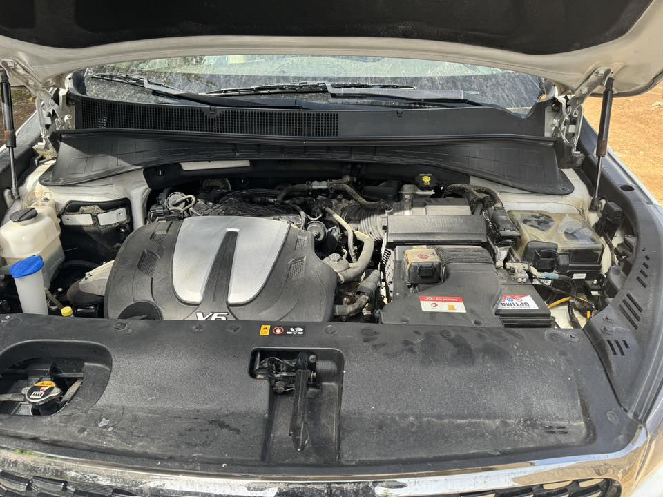 للبيع سورنتو 2018 خليجي 6سلندر بصمه السياره فول مواصفات  سايد بريك دكمه صندوك شفط بيه تبديل قطعتين رقم او مكان السياره ميسان ***********

‭0770 898 5944‬
