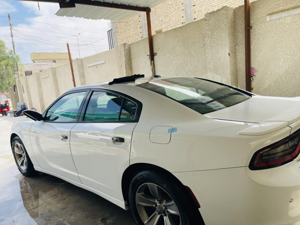 اللهم صلي على محمد وال محمد 🤲
جاجر SXT 2015 مكينة 3600 تو ويل كلين لا ضربة ولا غرق ولا شي  لون ابيض 
رقم بغداد الجديد تحويل مباشر شاشة جبيرة كشن حظن حساسات كشن تفئة ويل ١٨ 🛞اصلي حساسات خلفية كامرة دوارة تبريد ثلاجة مكينة وكير كفالة ماعدة بدلت جبنة مال دهن صدر جديد خوان السيارة جاهزة وكل نقص مابيها سيارة كلين بدون صبغ او ضربة او فتح ماعدى اصبعين بارد السيارة حلوة ومال بيت وستخدام شخصي الله شاهد واي ستفسار انا حاظر عجبتك السيارة فدوة لك ماعجبتك كلمة حلو تكفي وتحياتي لجميع … 🚵🏿
السعر ١٩٥ وبيها محال 
*********** 
وساب الاسيا فقط *********** بكان
