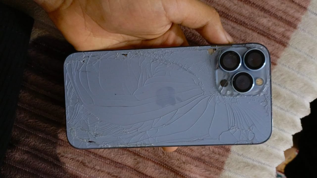 ايفون 13 برو ماكس لون بحري ابجهاز مكفول كفاله عام ممبدل بي ايشي فقط الضهر من طاح من ونكسر طلع بل خيارات انو البطاريه مبدله بي هي ممبدله وتكدر تفحصه وتتاكد ذاكره 256 ببجي 120 فريم ثابت  شرق اوسط عربي مو امريكي  تكدر تبدل الضهر ب 25 ليزر ذب سعرك اذا عجبني اراسلك خاص


**إذا كنت صاحب هذا الإعلان وتريد حذفه لأي سبب، رجاءا أرسل رسالة إلى الدعم الفني**