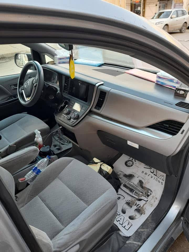 السلام عليكم: تيوتا سينا.٢٠١٧ ٧ راكب سياحي وارد امريكي حادث جاملغ وبنيد مكفوله من الكص والسرقة والعشاير ماعليها عين نادرا 
تتحصل نفسها أدوات 
  بيع ومراوس بأصولي والفرق نقد: السعر 105 وبيها مجال  

***********
