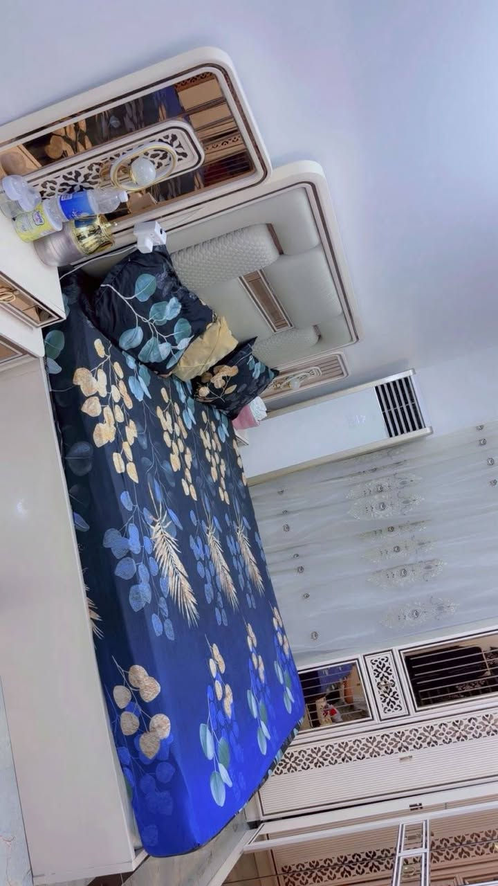 غرفة نوم تركي درجه اولى ١٠ قطع اخو الجديد مشتريها ب٣ مليون ابيع بمليون ونص قفل للإستفسار ***********
