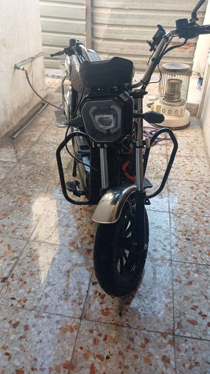 للبيع دراجة شحن هارلي
الدراجة نظيفه بس يرادلها تبديل لايت امامي 
البطاريات بحالة جيده 

السعر 750 و بيها مجال 

المكان بغداد


**إذا كنت صاحب هذا الإعلان وتريد حذفه لأي سبب، رجاءا أرسل رسالة إلى الدعم الفني**