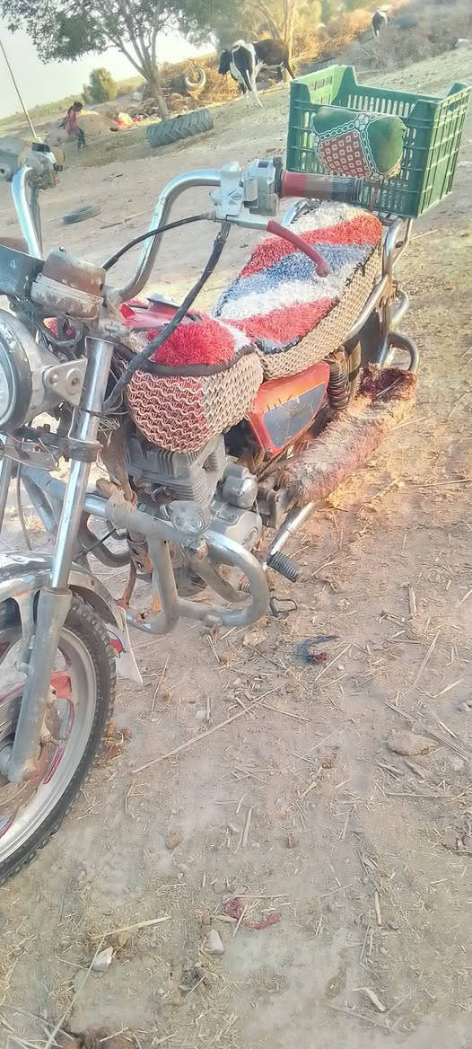 سلام عليكم  دراجه اللبيع تايموته  دراجه اصوليه أوراقه موجوده 2013 دراجه نضيفه.  مراوس بيرانيه.  المكان قضاء الدوايه التواصل على الرقم ***********
