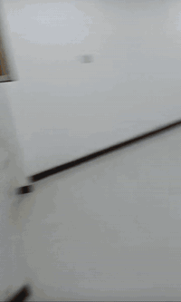 سلام عليكم شقه الايجار حي الأصدقاء قرب مركز الاسره  والطفل 
تتكون من غرفتين وصاله ومطبخ وصحيات طابق اول درج معزول 
شقه نضيفه جدا 
سعر الايجار 450قابل للتفاوض 
الاستفسار ***********
