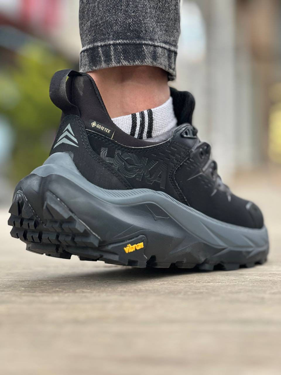 حذاء HOKA Waterproof
جاهز لكل الأجواء 🌧️❄️

• مقاوم للماء بالكامل – لا مطر ولا طين يأثر عليه
• مريح للمشي الطويل والاستخدام اليومي
• ثبات عالي ونعل يمتص الصدمات
• مناسب للشتاء والطلعات الخارجية
• متوفر بـ 4 ألوان

التوصيل متوفر لكل محافظات العراق 🚚
لا تضيع الفرصة وخذ راحتك بكل خطوة.

📲 احجز الآن قبل نفاد الكمية
للطلب والاستفسار مراسلة أو الاتصال: ***********

#هوكا #HOKA #حذاء_ضد_الماء #أحذية_رياضية #ترندي_سنكرز #توصيل_لكل
