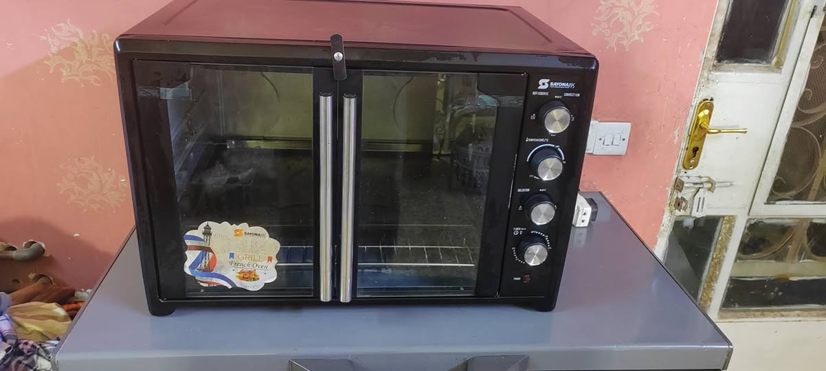 اوفن استخدام قليل نظيف كلش جحم كبير 60×40 سعر 90 حي جميلة الاولى  ***********
