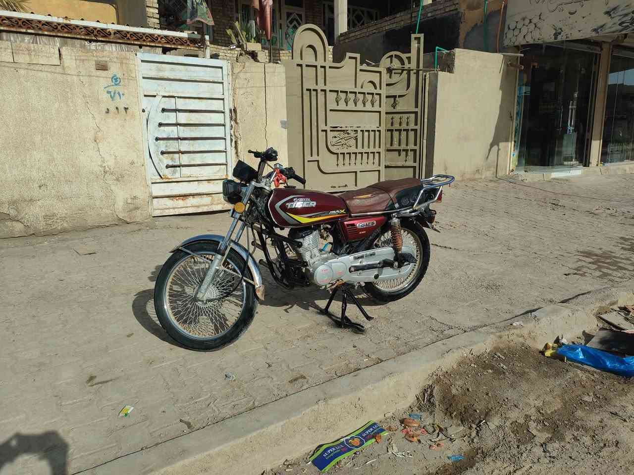 سلام عليكم دراجه ايراني تايكر مديل 2022 دراجه فول نضافه سعر 550 وبيه مجال العنوان بغداد ناحيه الوحده. اتصل ***********
