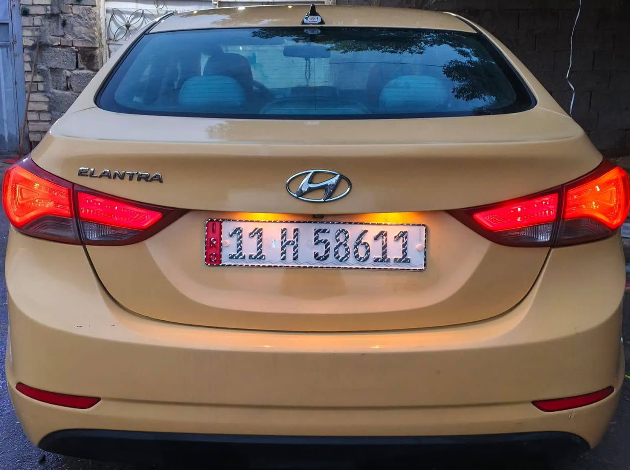 السلام عليكم النترا وارد امريكي 2016 حادث مثل ما موضح بل صوره جاملغ امامي
وحاملغ لغلفي بل عراق بدون دواخل السياره كامله دوشمه تبريد مكينه كير خير من الله 
السياره بسمي رقم نكليزي 
رقم الهاتف ***********
مكاني المشتل 
السعر 115وبيها مجال
