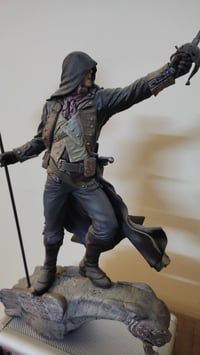 مجسم أساسن • أصلي