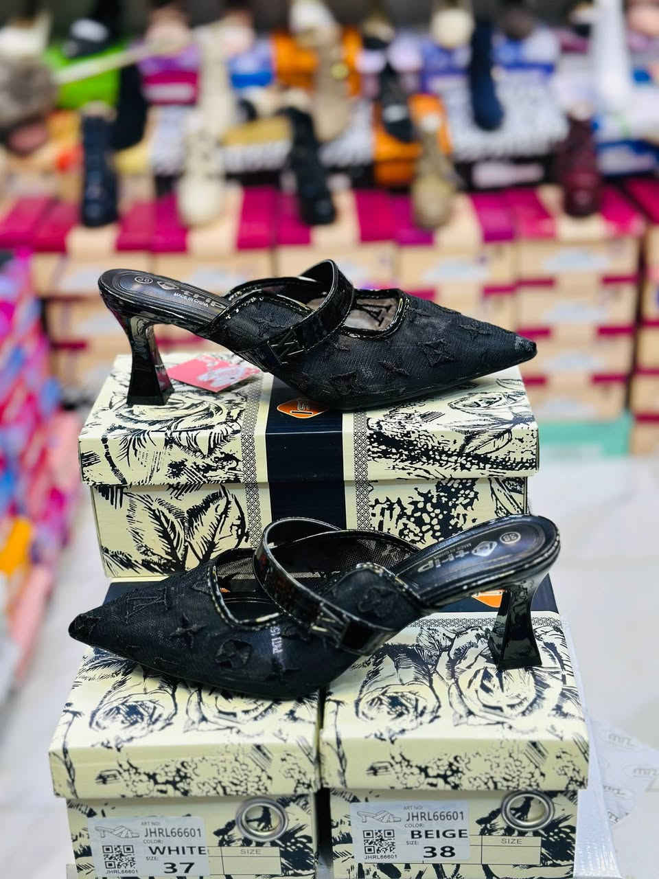 وصلتنا $   ، موديلات جديدة مختلفة 😍
أحدث الموديلات لـ 2026 
 
✅ تميزي بإطلالة جميلة وساحرة مع (#محلات_فاروق_عمر )

#تخفيضات 
يتوفر سابوو  نسائي  طبي 
القياسات كامله من ٣٧_٤١
سعر القطعه ١٢ آلف 

🌺 تواصلي عبر الخاص واطلبيه الآن قبل نفاذ الكمية او واتس ***********

العنوان/ الفلوجة  شارع كراج الفورتات خلف الحديقه العامه قرب___ مول الوليد___
تتوفر خدمة التوصيل لكل العراق ب🚕
إلى بغداد خلال 24 ساعة - وإلى المحافظات خلال 48 ساعة
