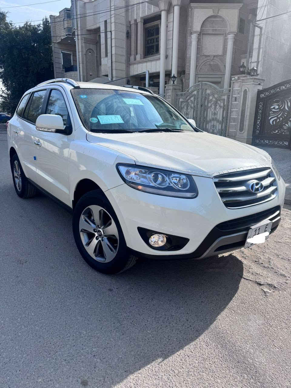 السلام عليكم البيع سنتافي موديل ٢٠١٢ سياره كارتون جديده فول موصفات وعل أيدي وبسمي رقم بغداد فوووول موصفات ماشيه ٥٩ آلاف سياره جديده مكفوله لا شخط ولا بارد ولا رصعات ولا تبديل فقط بيه شخط ب جملغ وبداير خلفي صبغ بدون أي بس بخ سياره علا أيدي وزيروو  نظافته ٩٨ بل ١٠٠ سياره داخل قرميدي فتحه كشنات كهربائي فورويل محرك ٢٤٠٠   ٧ راكب بصمه فوووووول الخير مكاني بغداد رقمي
***********
