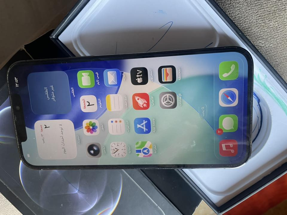 سلام عليكم ١٢ برو ماكس ذاكره ٢٥٦ بطاريه ٧٠ دبل سيم كارت شحن يبقه يوم كامل تلفون نضيف كلش ابد مامفتوح سعره ٣٥٠ وبي مجال مكاني كوفه رقمي *********** وتساب
