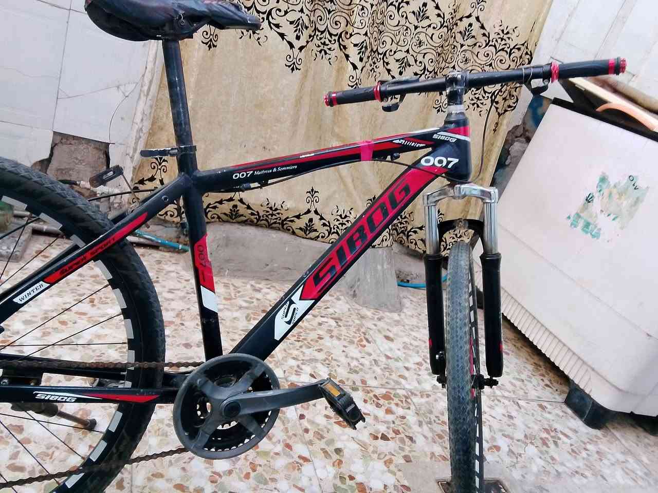 بايسكل البيع 100 وبيه مجال حك جيه تواصل واتساب ***********
