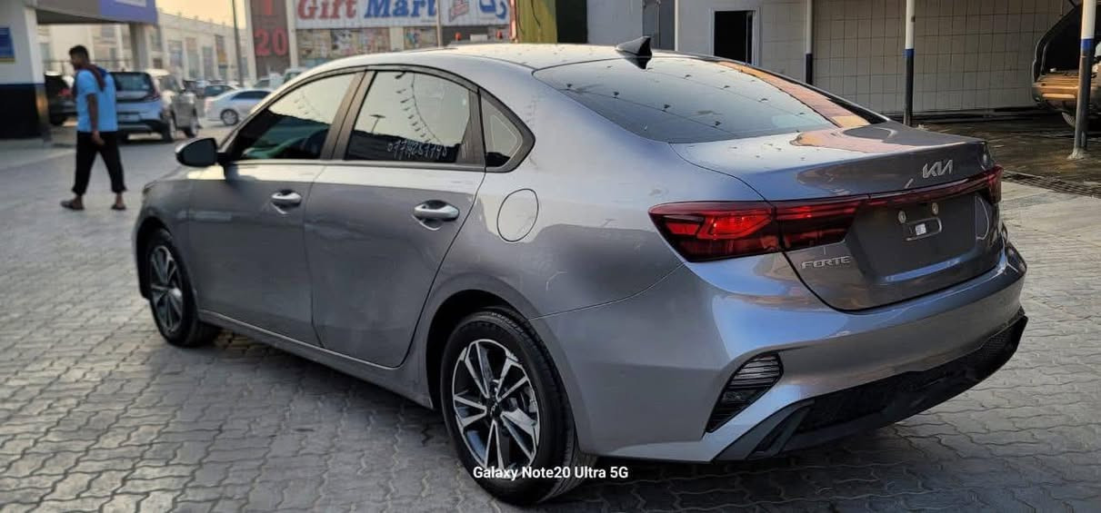 كيا فورتي مديل 2024
ماشيه 18 الف ميل 
رقم بغداد هزه وسنويه جديده 
بجم كبس حادث جانبي 
جاملغ مصبوغ ومبدل وبابين بارد 
سياره بدون ايرباك بدون شواصي مكفوله 
رادار امامي
مانع انزلاق
مثبت سرعه
تحكم ستيرن شفتات 
3 وضعيات قياده 
عادي 
سبورت 
ايكو 
لحيه وجانبيات جديده
153 وبيها مجال بسيط 
عنوان بغداد حي النصر 
***********
