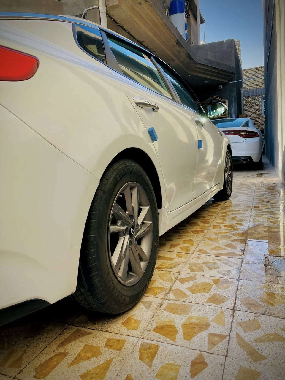 السلام عليكم 
كيا اوبتما 2020 امريكي ماشيه 80 الف 
سيارة جاهزة من كلشي تبريد ، حداديه ، تخم تاير 
صور الحادث موجوده بالمنشور مع فيديو 
رقم بغداد بأسمي مكاني ذي قار . الغراف 
السعر 150
***********
