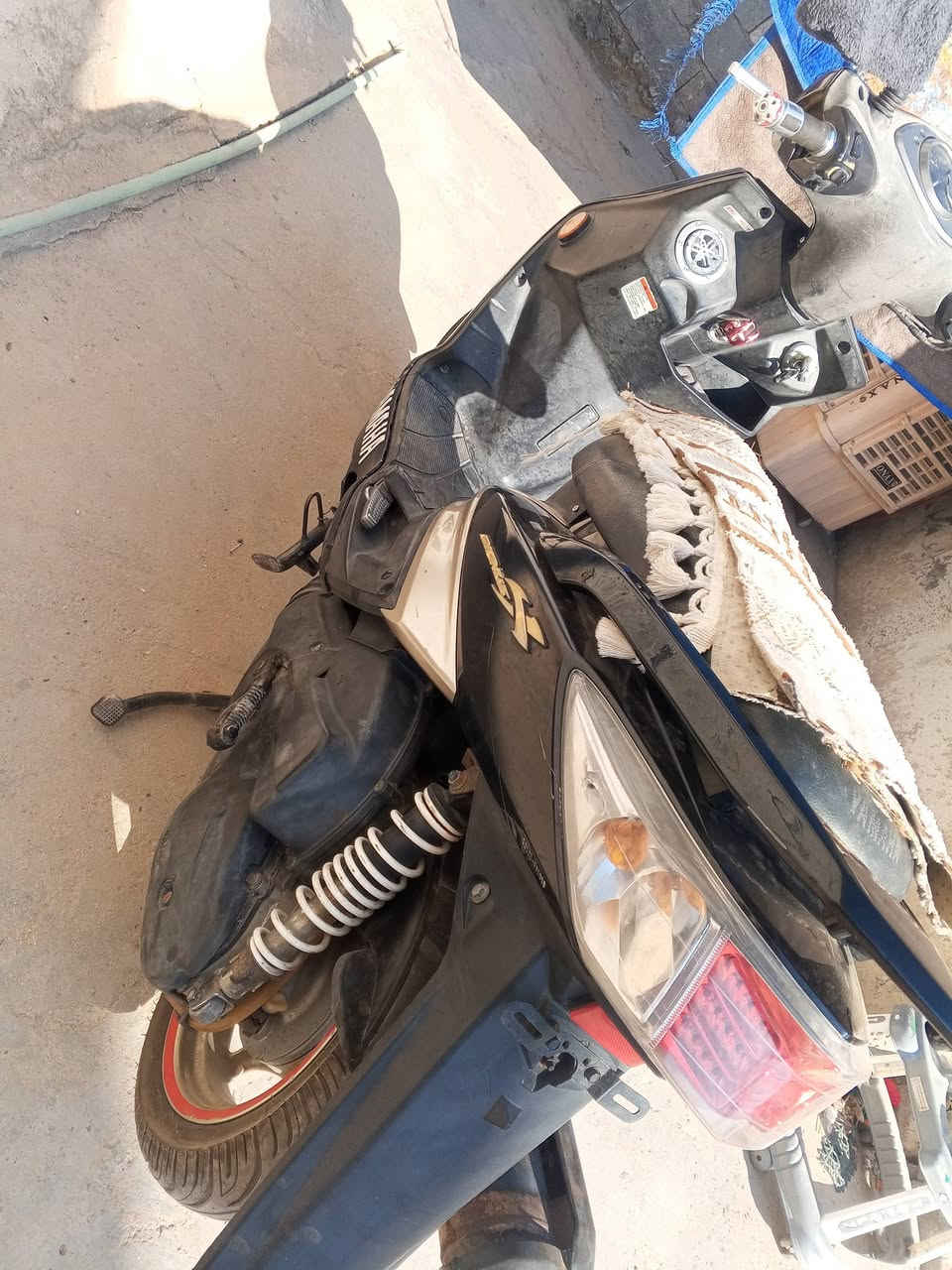 دراجه سكنس فحل ياباني نوز ل وهندر مكينه مفتوحه كهربائياتها شغاله اشاير لايت كلهن شغالا نكره سلف الخاص مفتوح راسلني


**إذا كنت صاحب هذا الإعلان وتريد حذفه لأي سبب، رجاءا أرسل رسالة إلى الدعم الفني**