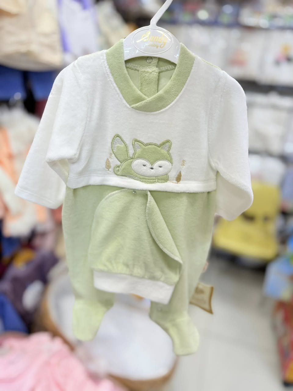 #وصلنا_حديثاً😍 
موسم الشتائي 
اوفر ولادي قديفه  #مخمل شتائي اجنن🔥
تشكيله رائعه من الموديلات والالوان ❤️
قياس من حديثى الى شهور
العنوان ميسان شارع التربيه فرع شاكر الهاشمي
مقابيل معرض بوتيك الاحذيه 
متوفر خدمه توصيل داخل محافظه 
التواصل واتساب ***********
التواصل انستكرام zer1.b1
