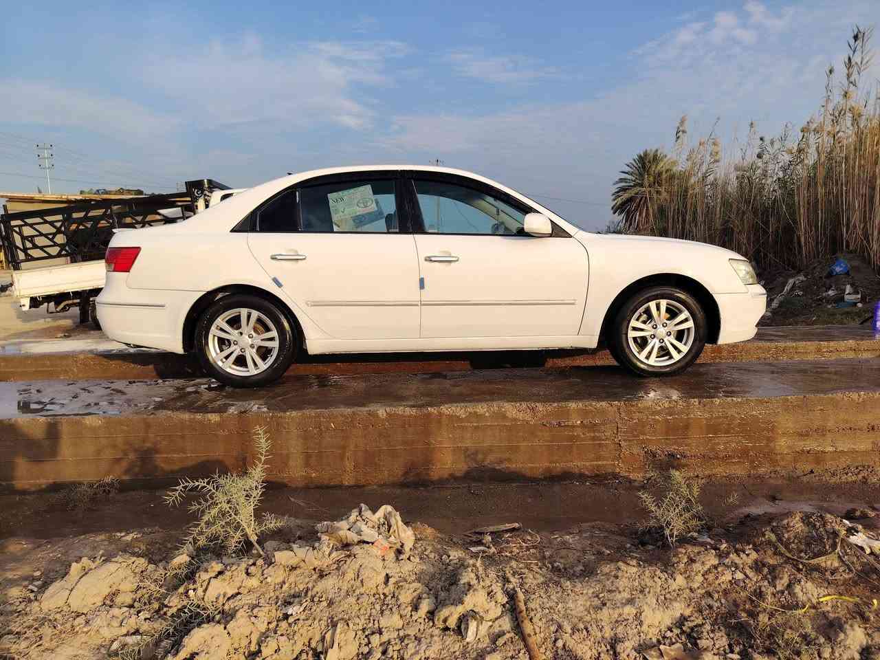 سلام عليكم اخوان سوناتا مقدس البيع 
موديل 2009 مكينه 2000 سياره خير من الله مكينه كير تخم تاير دوشمه مالته البلادي داخله يخبل مكينه بل جيس كير بل جيس سياره خير من الله بيه صبق حزام فقط بدون حادث سعر خاص اتصل ودلل *********** مكاني بابل
