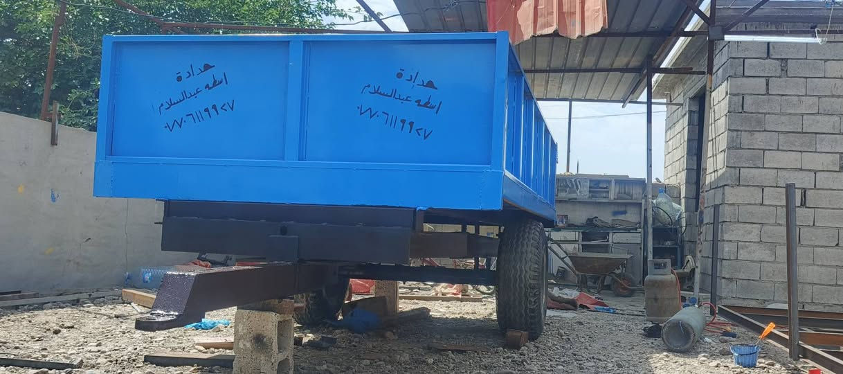 تصنيع الالات الزراعيه اسطه سلام يايجلي 
عربانه 4 امتار ع 2مترين ارتفاع 60 
مكان كركوك يايجي 
***********
***********

