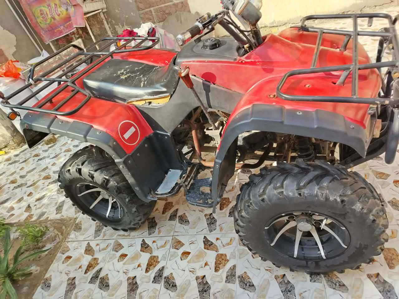 للبيع
السلام عليكم من رخصت مدير الكروب دراجه رباعيه حجم كبير  البيع /***********
