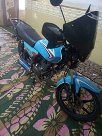 شاينق موديل 25 سعر 750 وبيها مجال عنوان بغداد كماليه 07712877719 تواصل...