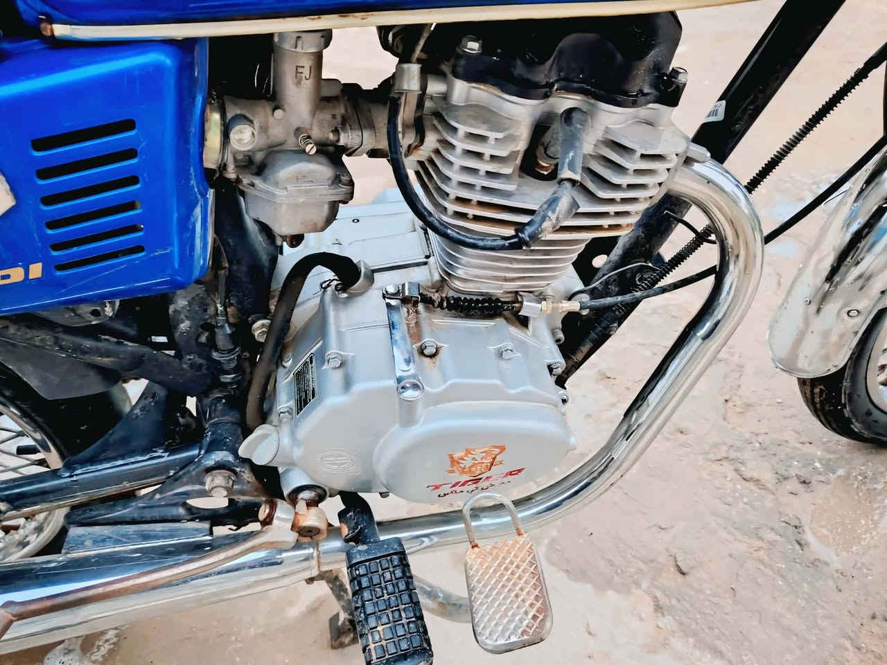 سلام عليكم دراجه اربعه كير تايكر  للبيع مديل 23مامفتوح برغي دراجه جانت مخزونه راعيه يداوم ومافارغ اله دراجه مكينه خرسه شلعه معدل فول نضافه كبال عينك كهرابائيات كله شغاله تجي وتفحص السعر 500وبيه مجال قليل الشراي يجي خاص مكاني بابل كفل🩵


**إذا كنت صاحب هذا الإعلان وتريد حذفه لأي سبب، رجاءا أرسل رسالة إلى الدعم الفني**