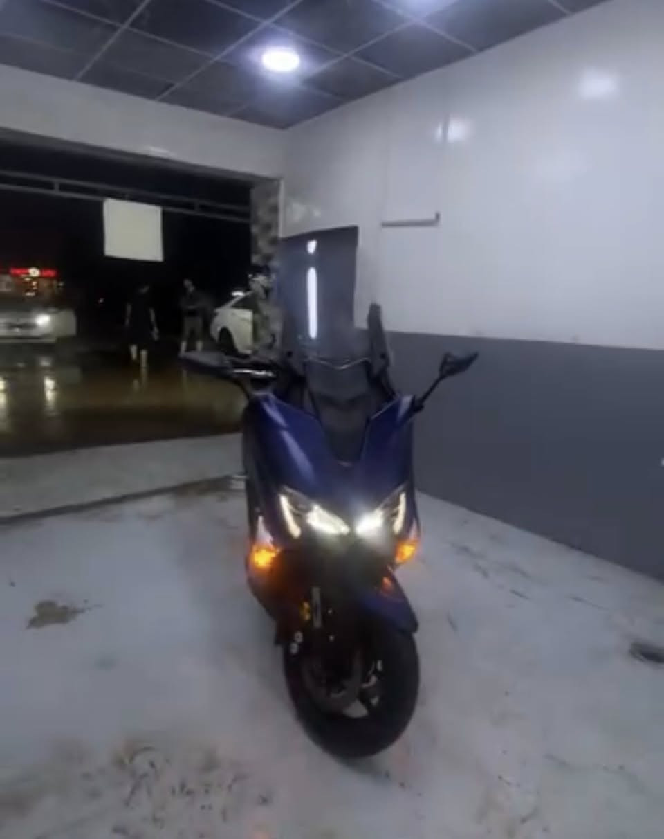 سلام عليكم تي ماكس DX 
موديل 2019
السعر 85 وبيها مجال
العنوان بغداد الدورة 
رقم الهاتف *********** فقط واتساب
