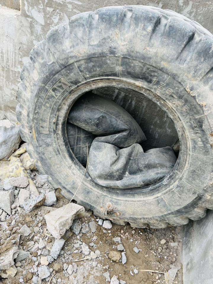 السلام عليكم تايرات للبيع عدد ثنين بيهن ضربه مكاني ناصريه مال شفل حجم ٣٦
***********
***********
