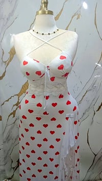 الف رحمة ع امة و ابوه الي يعلقلي مصدر رزقي الوحيد 🥺 بنات كلشي متوفر عن...