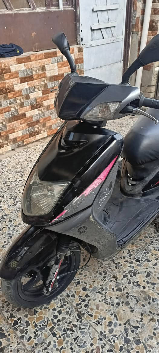 سلام عليكم دراجة سكنس 140 للبيع مكاني حي السفير  دراجة نظيفه تشغل سلف هندر وكهربائيات كلها شغالة دراجة مابيها نقص سعر 550 الف وبيها مجال بسيط الرقم (***********)
