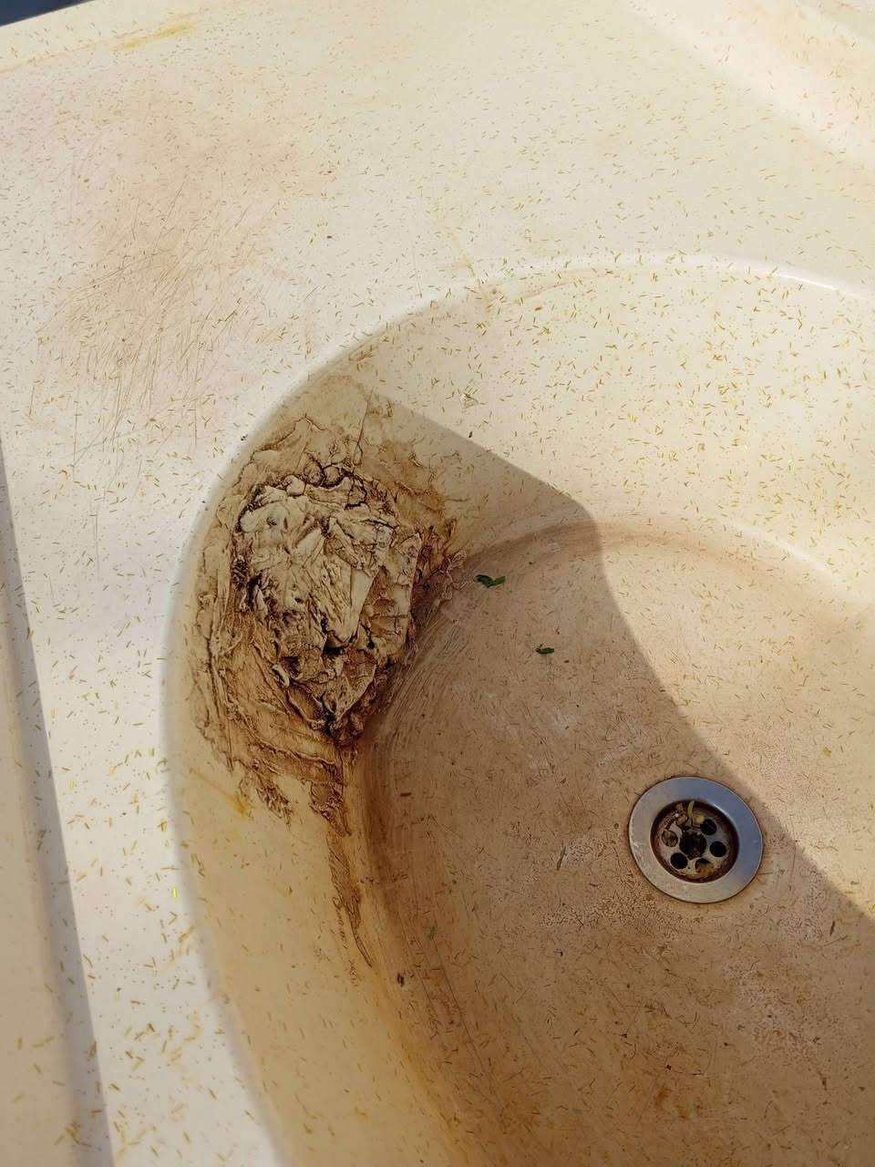 كاونترات ب 60 لمرمره ملحومه مكانهن طشاش شارع لقاضي لاتصال ع رقم *********** مكلفه بنشر
