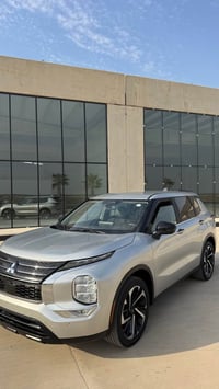 اوتلندر SE • ٢٠٢٣ • ٢.٥ لتر