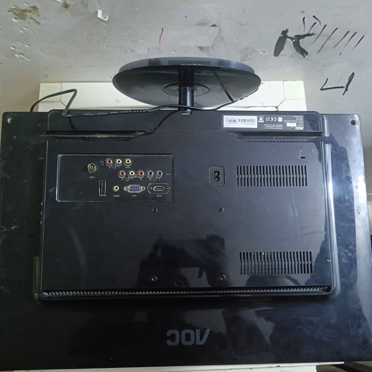 هاي شاشه بلازمه مال حاسبة سعره 35 وبيه مجال التواصل واتساب ***********
