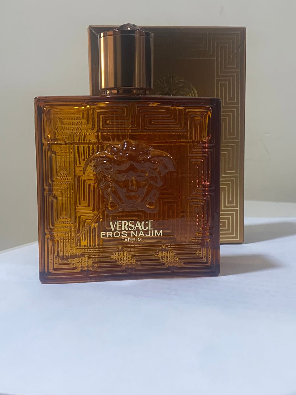 مجموعە العطور للبیع

ـ دیمارلی هالتان ✅اصدار ۲٠۲۳✅ نسخە (رویال ایسینس)  باکیت موجود، 125 مل متبقی بحدود 70 الی 75 مل. 

سعر: (155 الف )

ـ نیشان مین تو بی سین (من احدث و ارقی اصدارات نیشان) بدون باکیت، 100 مل مستخدم اقل من 5 مل

سعر:  (190 الف)

ـ کوجی کلتی الکزیر، باکیتە مجود، مستخدم کما واضح بالصورة. 

سعر:  (100 الف)

ـ تیری هرمز او جفری (نسخە صیفی من تیری هرمز) رائحة النظافة. بدون باکیت، 100 مل
مستخدم کما واضح بالصورة. 

سعر:  (70 الف)

- فرزاجی ایروس نجم، باکیتە موجود، 100 مل مستخدم کما واضح بالصورة. 

سعر:  (60 الف)

للحجز راسلنی علی خاص لطفا


**إذا كنت صاحب هذا الإعلان وتريد حذفه لأي سبب، رجاءا أرسل رسالة إلى الدعم الفني**