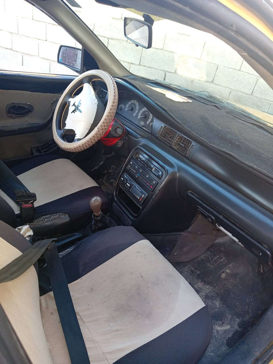 موديل 2010محرك وكير مكفولات وصدر جديد ودبلات جديده ولوي جديد فلنجات جديده دسكات جديده بنزات جديده مشط جديد ورقم بغداد انكليزي وسنويه لحد 2030السعر 30ورقه وبيه مجال اتصل وتدلل على هذا الرقم ***********
